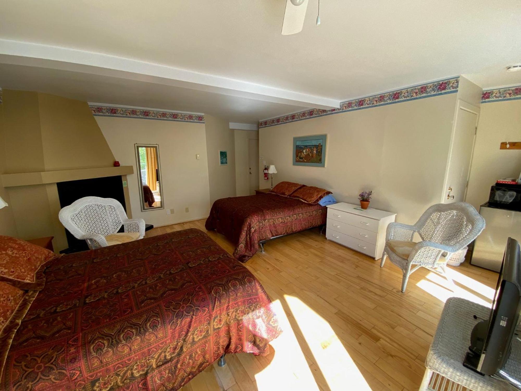 Auberge Maison Gauthier Tadoussac Eksteriør bilde