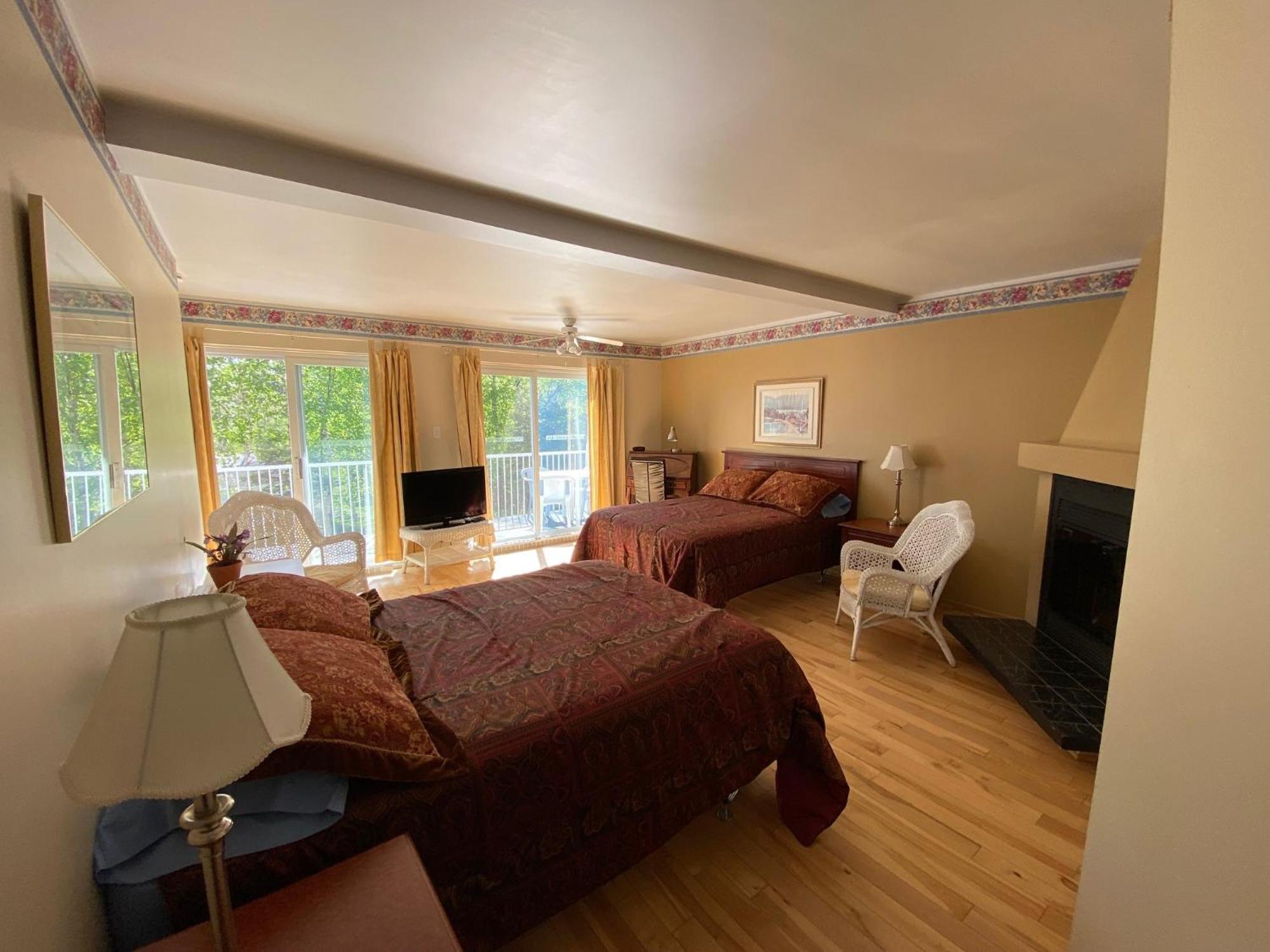 Auberge Maison Gauthier Tadoussac Eksteriør bilde
